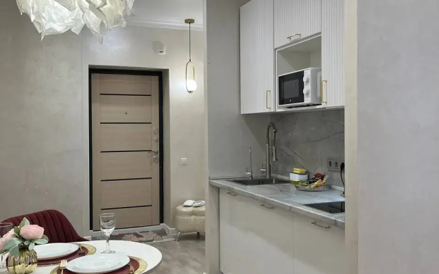 Helenrooms - Uyutnaya Kvartira Na Naberezhnoy Flat