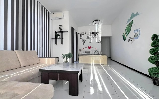 Yevrodvushka v Tsentre Flat