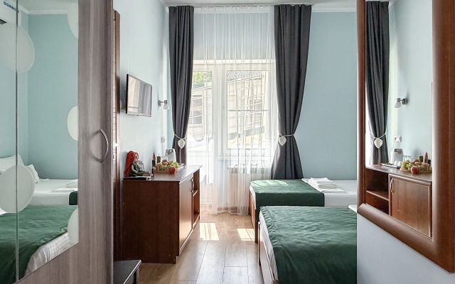 Persikovy Zamok Private House
