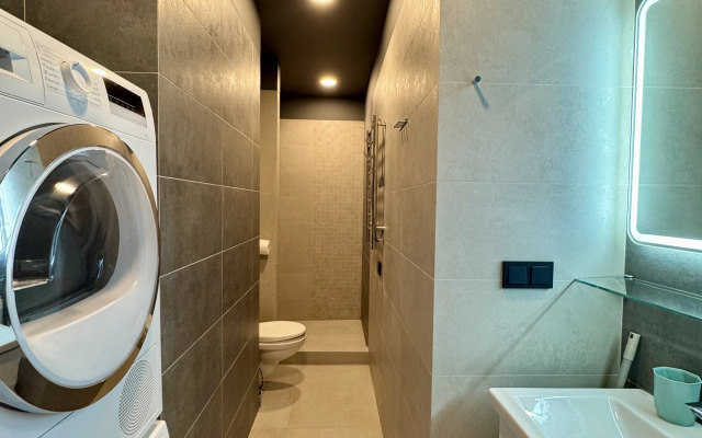 Апартаменты Видовые Хай-Тек с Отдельной Спальней