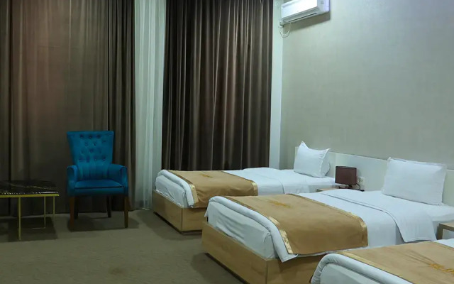 Dunyo Palace Hotel