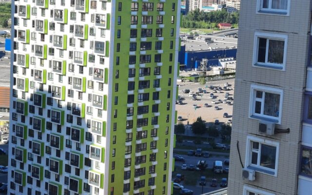 On Molodezhnaya 68 Apartments
