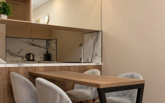 Апартаменты Отель Mirror 4