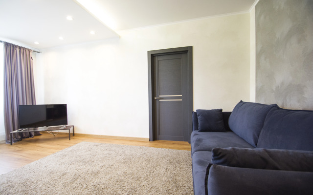 Апартаменты Обойная 10