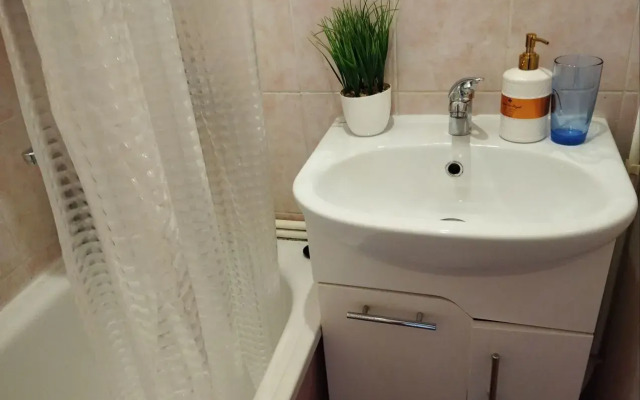 Na Ulitse Nikolaeva 44 Flat