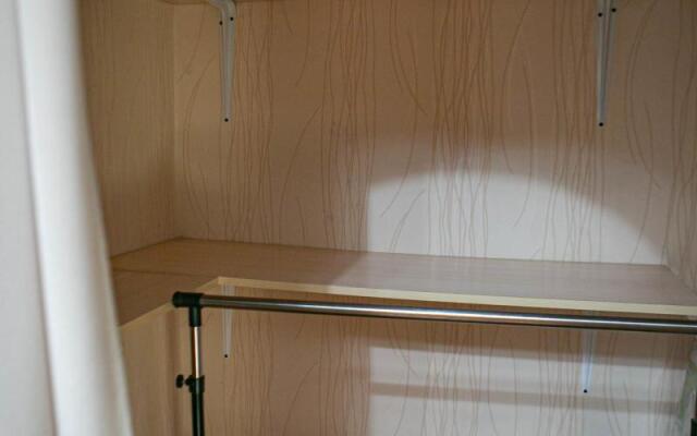 Апартаменты однокомнатные (97) Серебровская 91