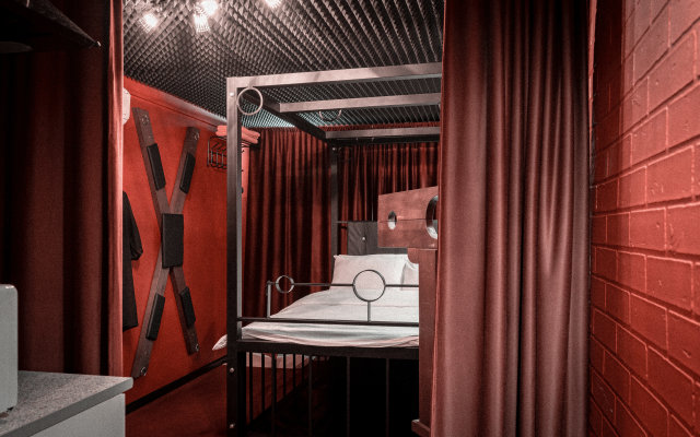 Квартира 18+ Красная Комната для Романтических Свиданий