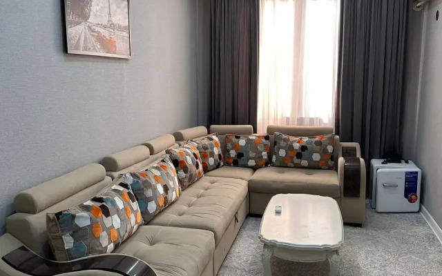 Afsona Hotel