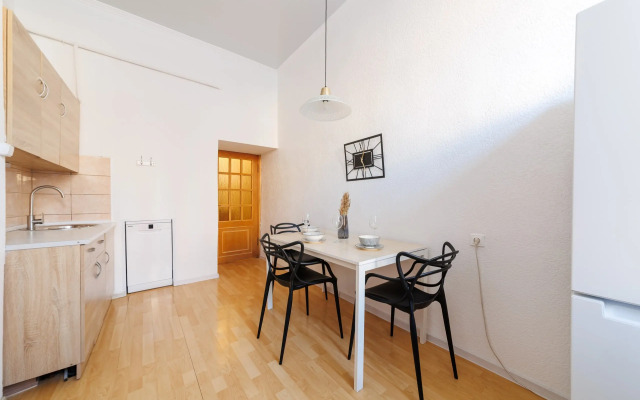 Vidovye na Bolshoy Konyushennoy Apartments