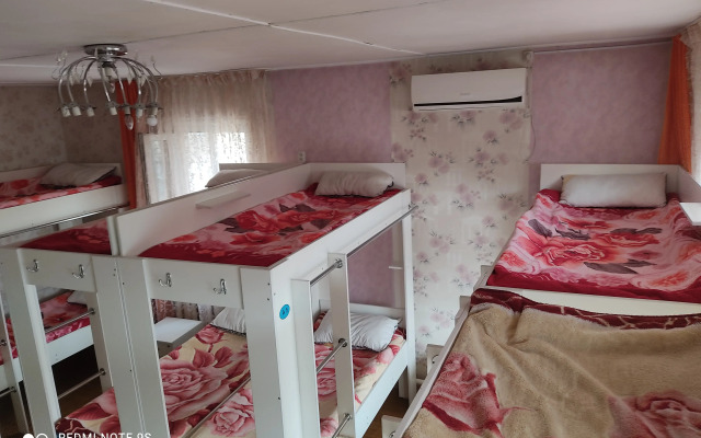 Хостел Na Ormanova