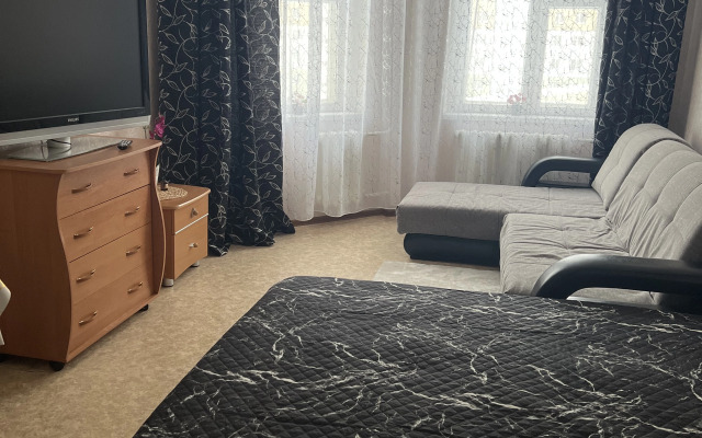 Geroyev Samotlora 21 Flat