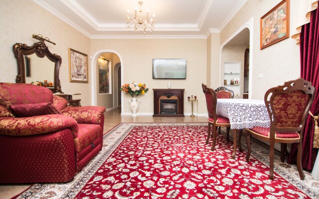 Апартаменты Тихая квартира у Аничкова моста