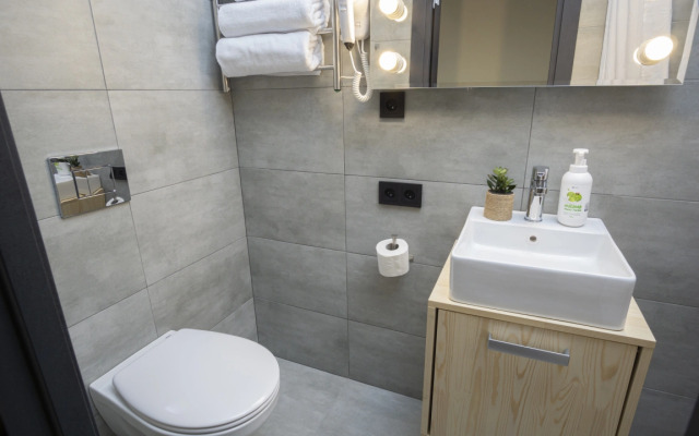 Апартаменты 3 GoldenRing, Суркова 20/6