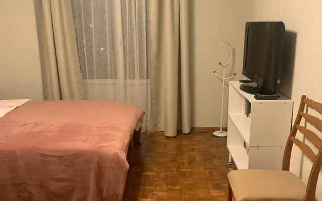 Uyutnaya Stalinka Ryadom S Metro Flat