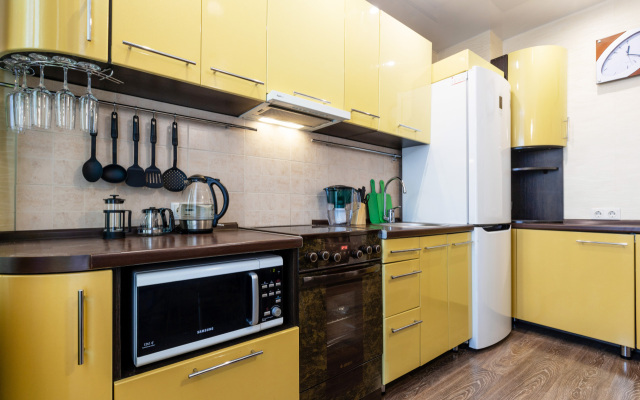 Pyat' Zvyozd RUSAL Flat