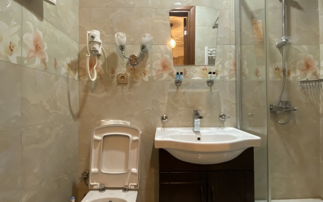 Nuray Hotel