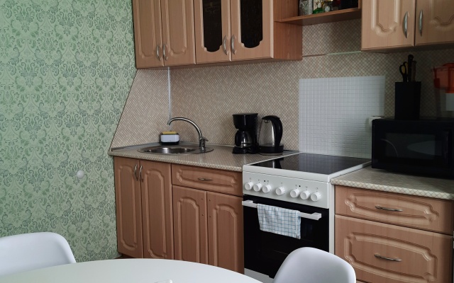 Ryzhiy Kot vozle Parka Apartments