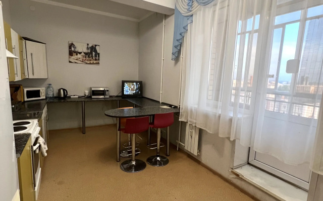 Bolshaya 3kh Kvartira V Tsentre! Flat