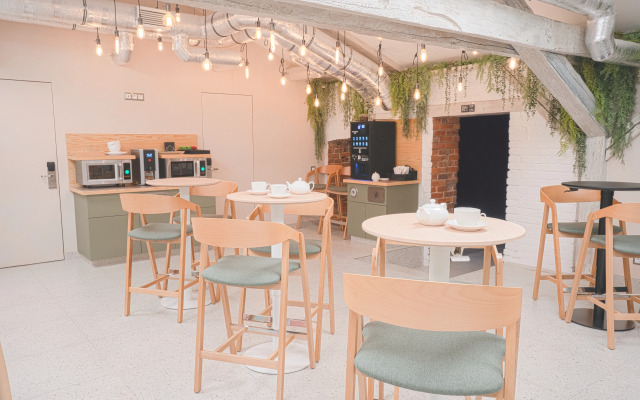 Отель Centeral Hotel