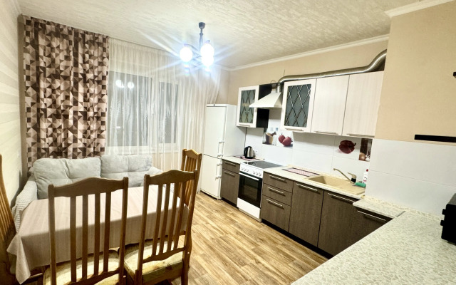 Квартира на Проспекте Врача Сурова 24