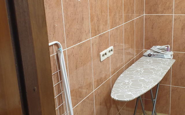 Апартаменты Зеленая лампа Уткинская 10