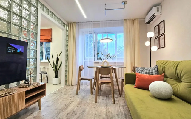 U Ozera Kaban: Stilny Remont I Idealnoye Raspolozhenie! Flat