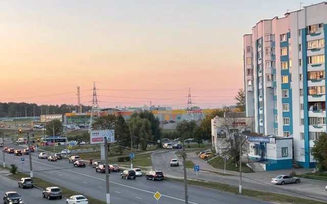 Na Suzdalskom Prospekte 21 Flat