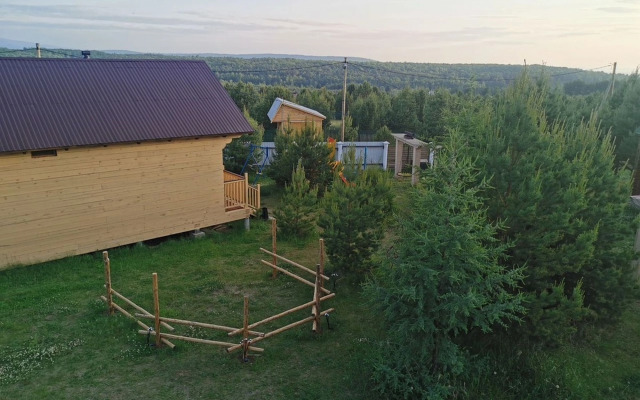 Sredniy Private House