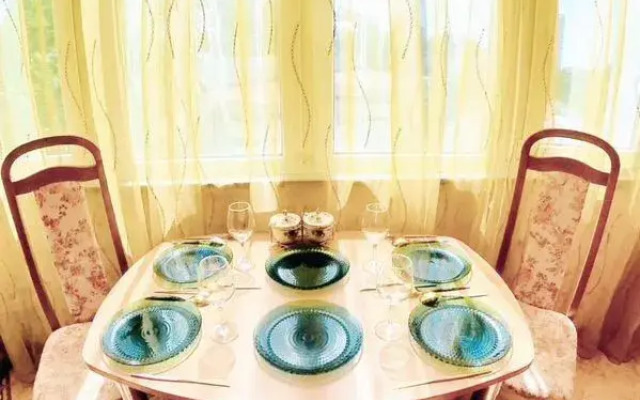 Na Pervomayskoy Ulitse 13 Apartments