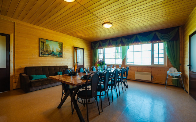 Частный дом на берегу озера Плещеево 57Б