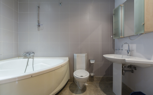 Квартира Malaya Konushennaya 12