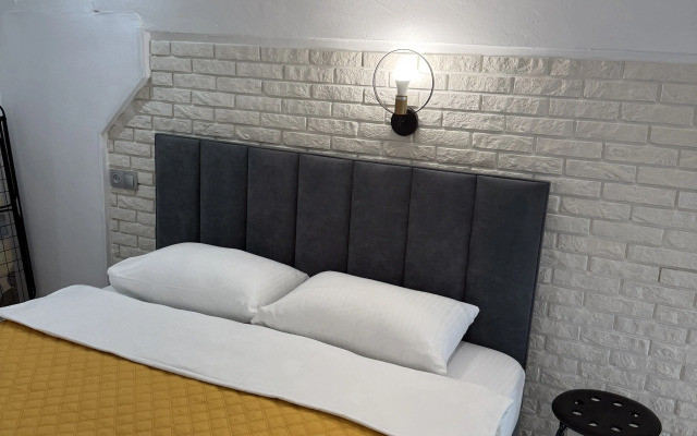 Mezon Apartments