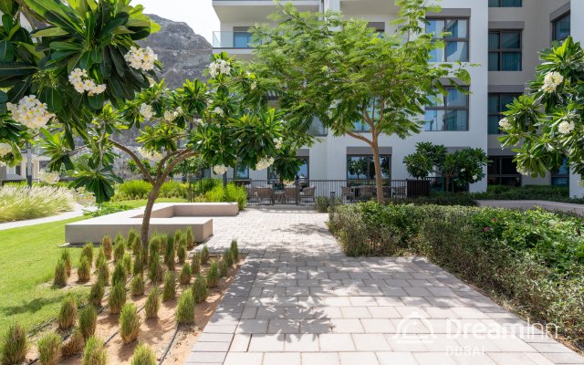 Курортный Отель Resort Dream Inn Address Beach Residence Fujairah