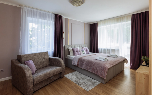 V Samom Tsentre Goroda Flat