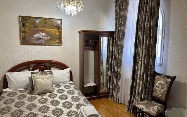 Sarbon Hotel