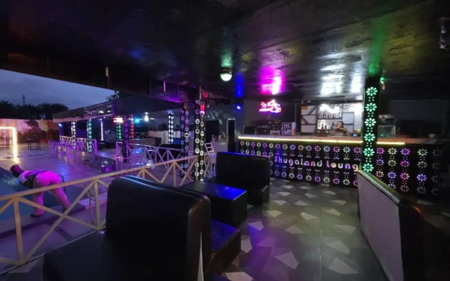 Отель Shugaland