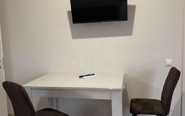 Smart Sirius Guest House