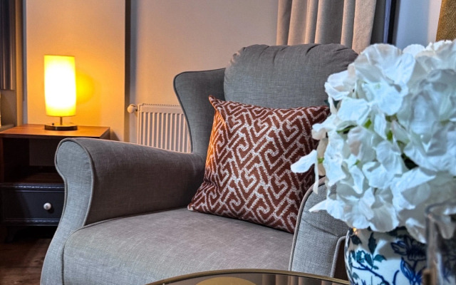 Villa Entire house with courtyard