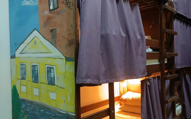 Belyij Hostel