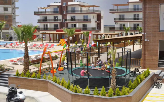 Sea Life Apartments Longbeach Cyprus