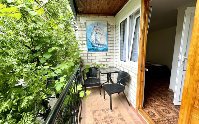 Na Tolstogo 30/1 Guest House