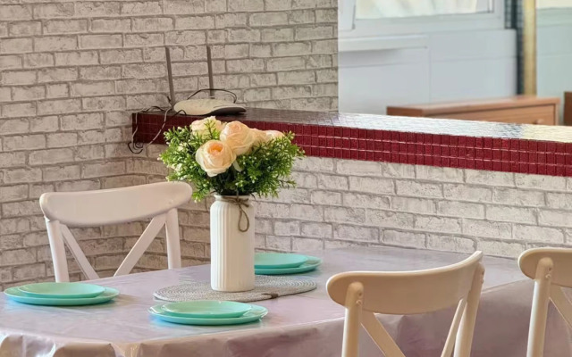 2-Komnatnaya S Krasivym Vidom Na Gory Flat