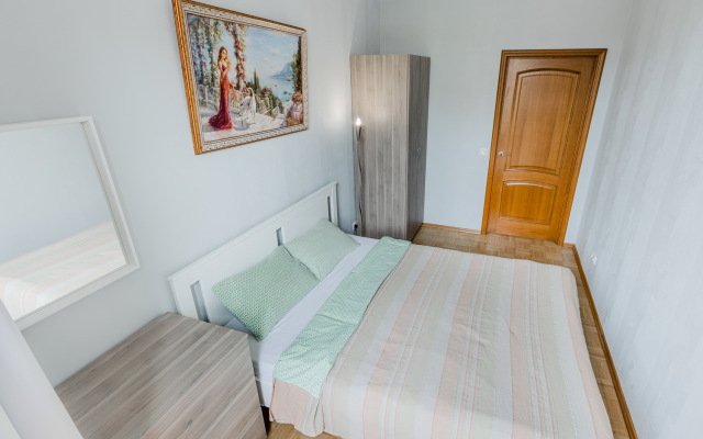 Апартаменты SpbStay с сауной на Невском проспекте 90