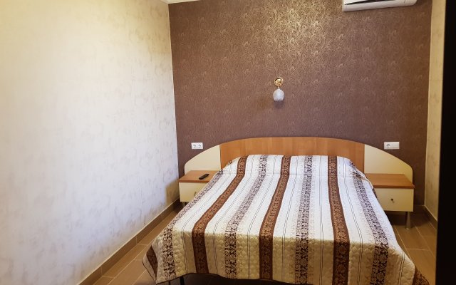 Versal Guest House