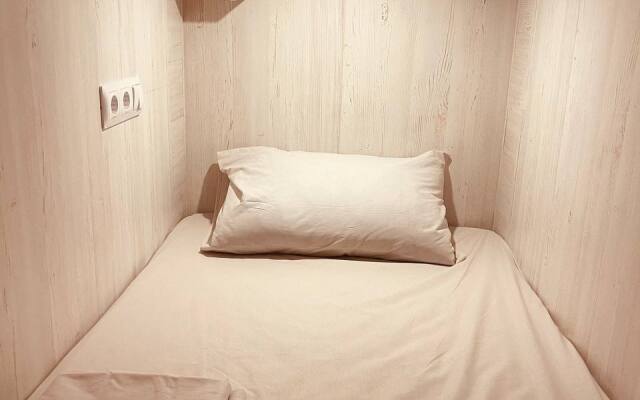 ZyobraHouse Hostel
