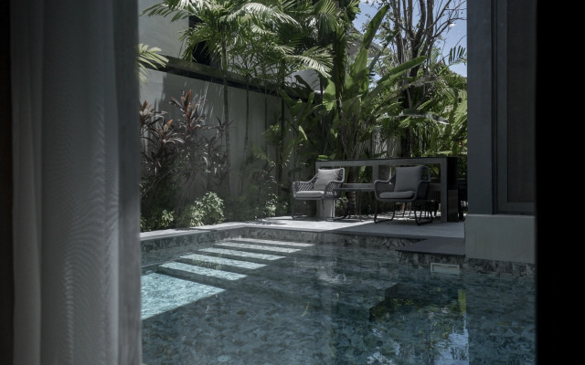 Modern Luxury Loft Riverhouse Villa