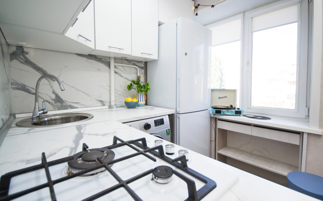 V Stile Van Goga  Uyut I Vdokhnovenie Flat