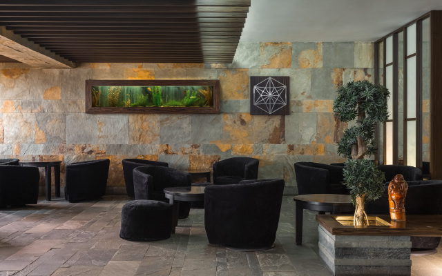 International Hotel Sayen
