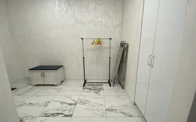 V Tsentre S Vidom Na Park Apartments