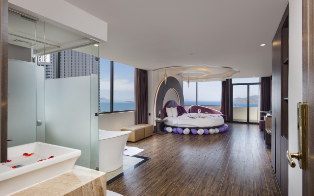 V Hotel Nha Trang